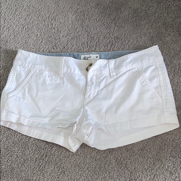 American Eagle Outfitters Pants - White size 0 american eagle shorts